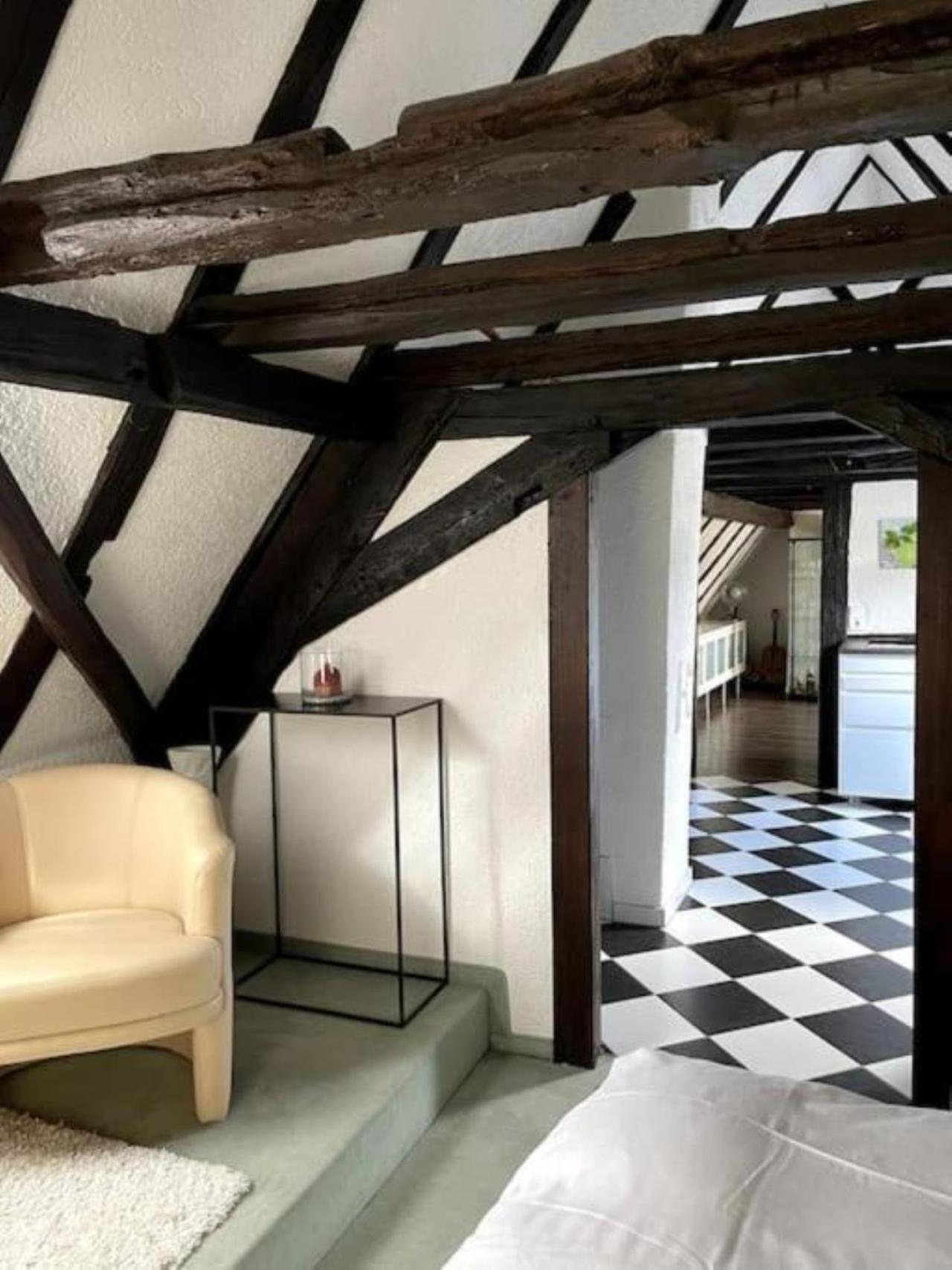 Ferienwohnung Im 'Schmoller - Hof' Neustadt an der Weinstrasse Ngoại thất bức ảnh